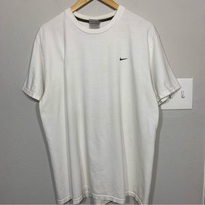 Vintage Y2K Nike Mini‎ Chest Swoosh Essential White Tee Sz XL